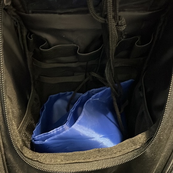 Hanging Travel Toiletry Bag - Picture 5 of 7